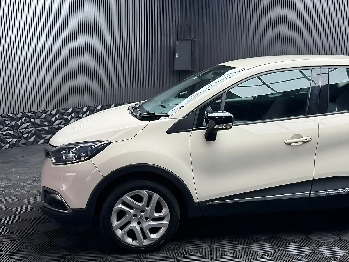 Used 2016 Renault Captur Energy Dynamique Nav Euro 6 (s/S) 5dr White - Interior and Exterior details 10