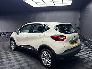 Used 2016 Renault Captur Energy Dynamique Nav Euro 6 (s/S) 5dr White - Interior and Exterior details 4