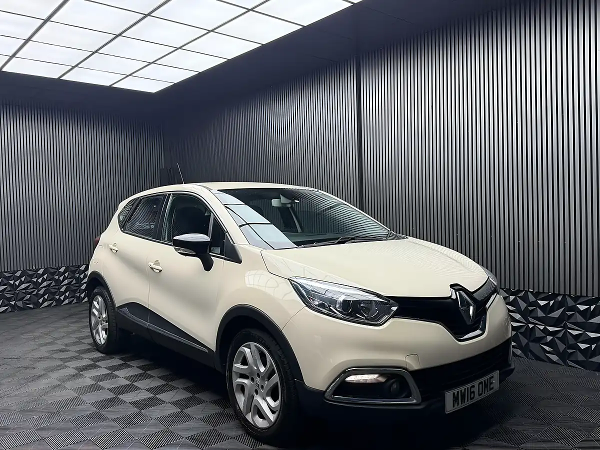Used 2016 Renault Captur Energy Dynamique Nav Euro 6 (s/S) 5dr White - Interior and Exterior details 6