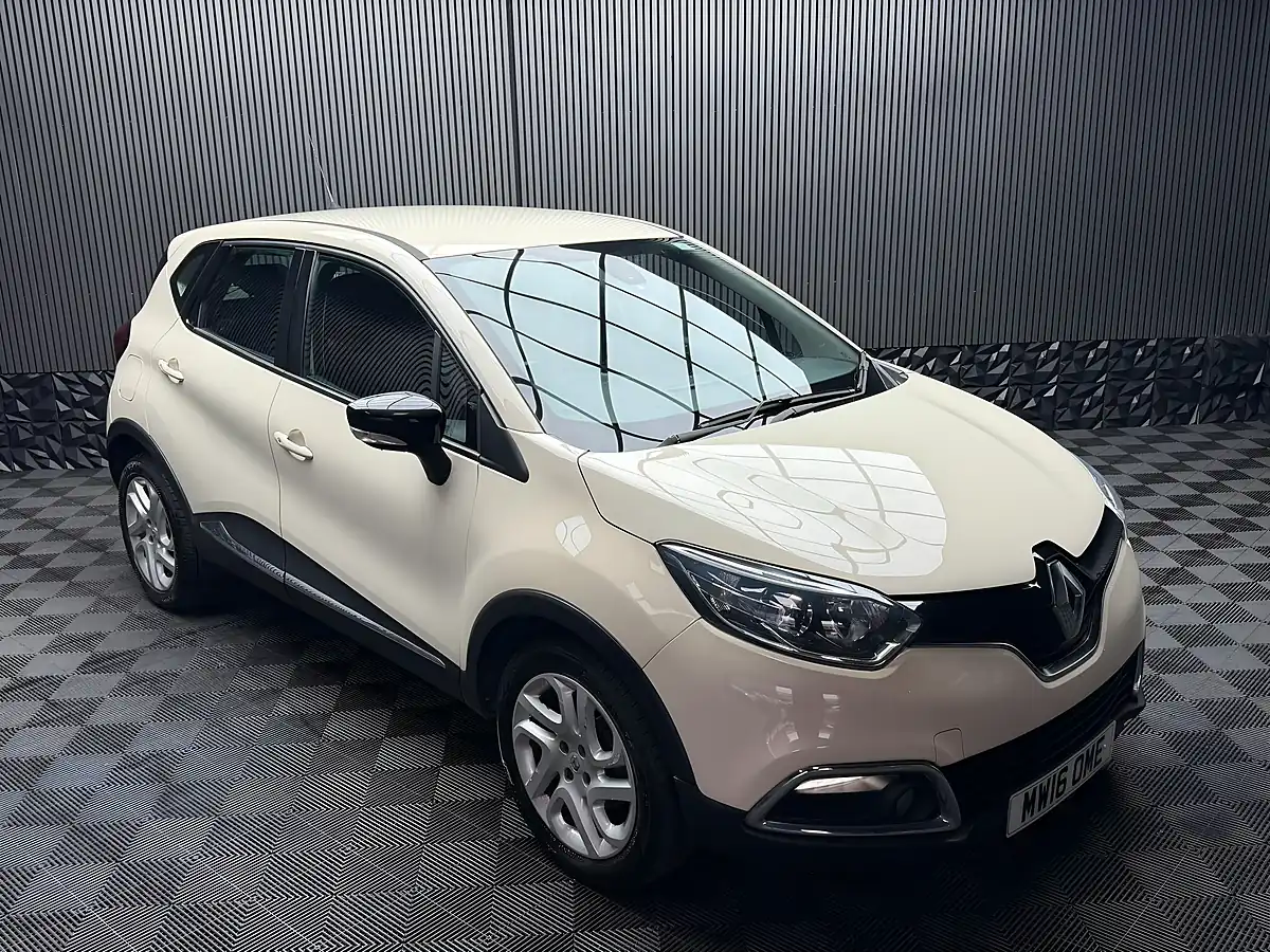 Used 2016 Renault Captur Energy Dynamique Nav Euro 6 (s/S) 5dr White - Interior and Exterior details 8