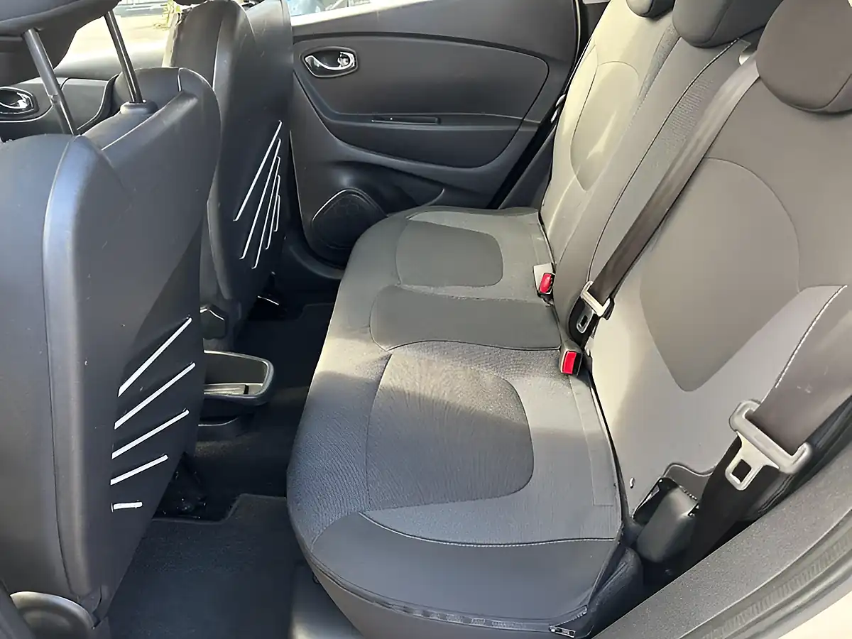 Used 2016 Renault Captur Energy Dynamique Nav White - Interior and Exterior details 19