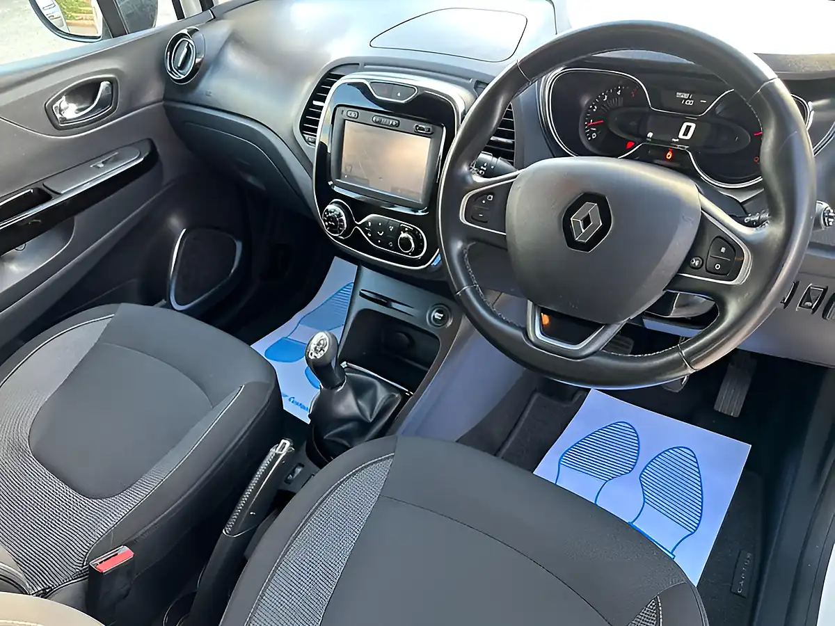Used 2016 Renault Captur Energy Dynamique Nav White - Interior and Exterior details 2