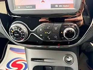 Used 2016 Renault Captur Energy Dynamique Nav White - Interior and Exterior details 13