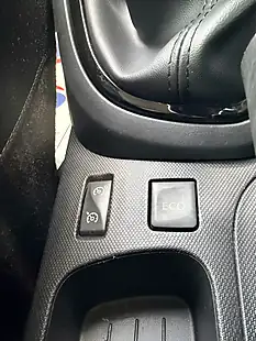 Used 2016 Renault Captur Energy Dynamique Nav White - Interior and Exterior details 14