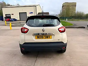 Used 2016 Renault Captur Energy Dynamique Nav White - Interior and Exterior details 8