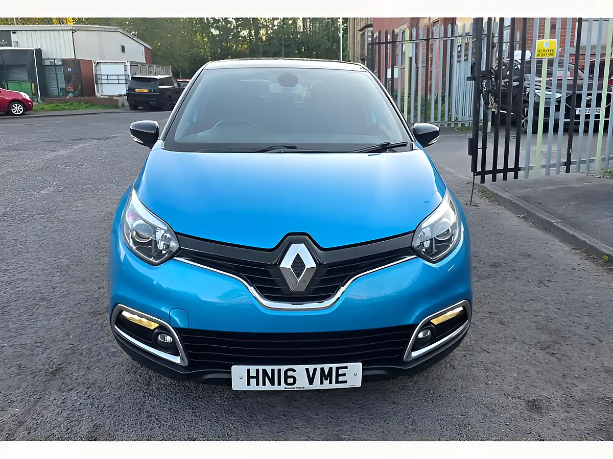 Used 2016 Renault Captur Energy Dynamique S Nav Blue - Front View