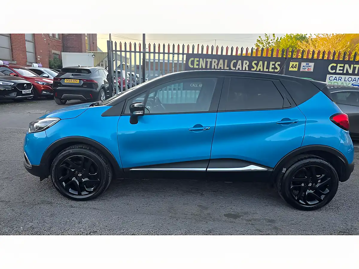 Used 2016 Renault Captur Energy Dynamique S Nav Blue - Interior and Exterior details 14