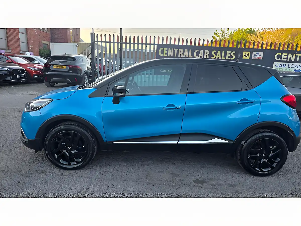 Used 2016 Renault Captur Energy Dynamique S Nav Blue - Interior and Exterior details 15