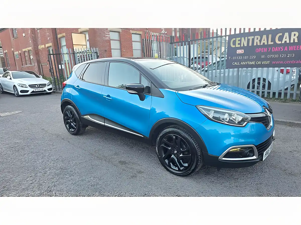 Used 2016 Renault Captur Energy Dynamique S Nav Blue - Interior and Exterior details 4