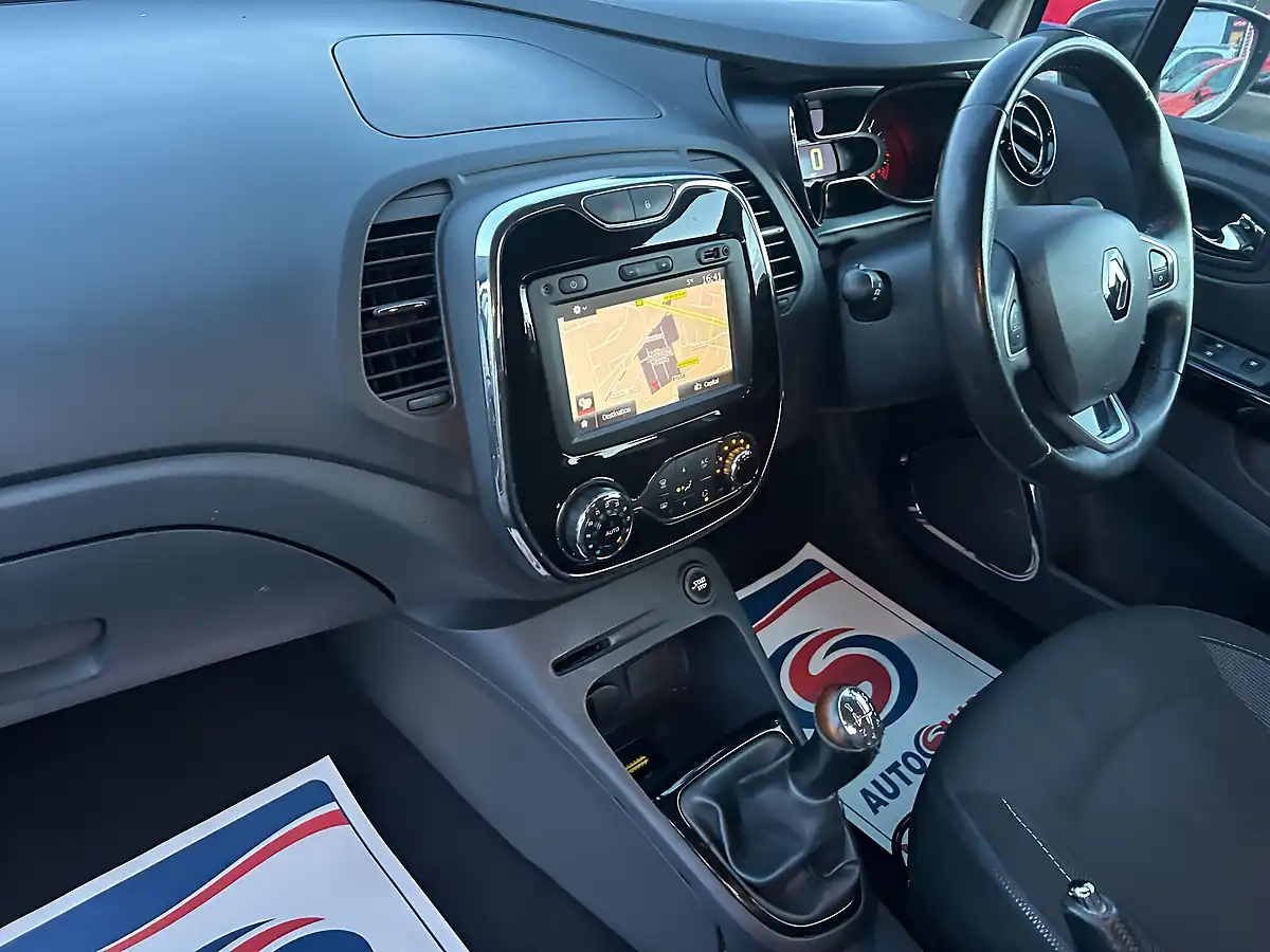 Used 2016 Renault Captur Energy Dynamique S Nav White - Interior and Exterior details 14