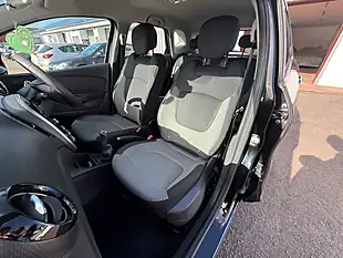 Used 2016 Renault Captur Expression Plus Black - Interior and Exterior details 17