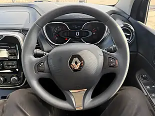 Used 2016 Renault Captur Expression Plus Black - Interior and Exterior details 19