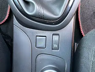 Used 2016 Renault Captur Signature Nav Red - Interior and Exterior details 15