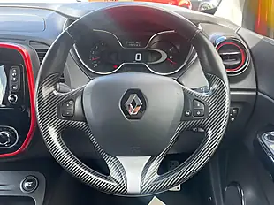 Used 2016 Renault Captur Signature Nav Red - Interior and Exterior details 19