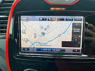Used 2016 Renault Captur Signature Nav Red - Interior and Exterior details 16
