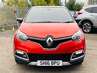 Used 2016 Renault Captur Signature Nav Red - Interior and Exterior details 2