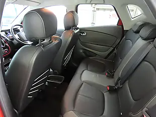 Used 2016 Renault Captur Signature Nav Red - Interior and Exterior details 10