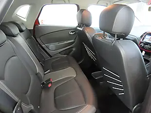 Used 2016 Renault Captur Signature Nav Red - Interior and Exterior details 11
