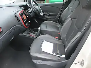 Used 2016 Renault Captur Signature Nav White - Interior and Exterior details 17