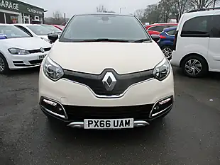 Used 2016 Renault Captur Signature Nav White - Interior and Exterior details 3