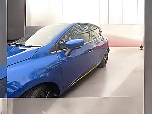 Used 2016 Renault Clio Blue - Interior and Exterior details 12