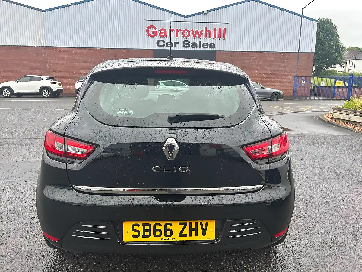 Used 2016 Renault Clio Dynamique Nav Black - Interior and Exterior details 7