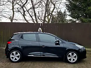 Used 2016 Renault Clio Dynamique Nav Black - Interior and Exterior details 7