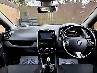 Used 2016 Renault Clio Dynamique Nav Black - Interior and Exterior details 9