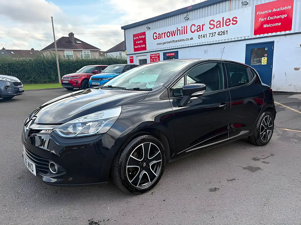 Used 2016 Renault Clio Dynamique Nav Black - Front View