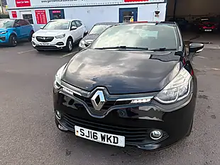 Used 2016 Renault Clio Dynamique Nav Black - Interior and Exterior details 10