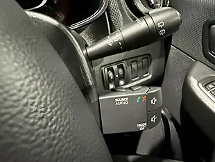 Used 2016 Renault Clio Dynamique Nav Black - Interior and Exterior details 17