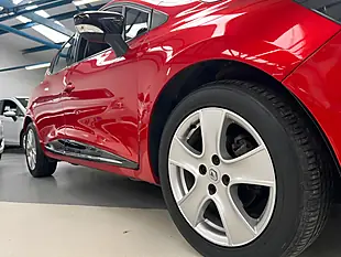 Used 2016 Renault Clio Dynamique Nav Flame Red - Interior and Exterior details 13