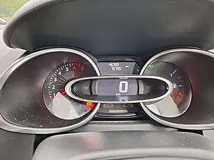 Used 2016 Renault Clio Dynamique Nav Grey - Interior and Exterior details 18