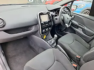 Used 2016 Renault Clio Dynamique Nav Grey - Interior and Exterior details 2