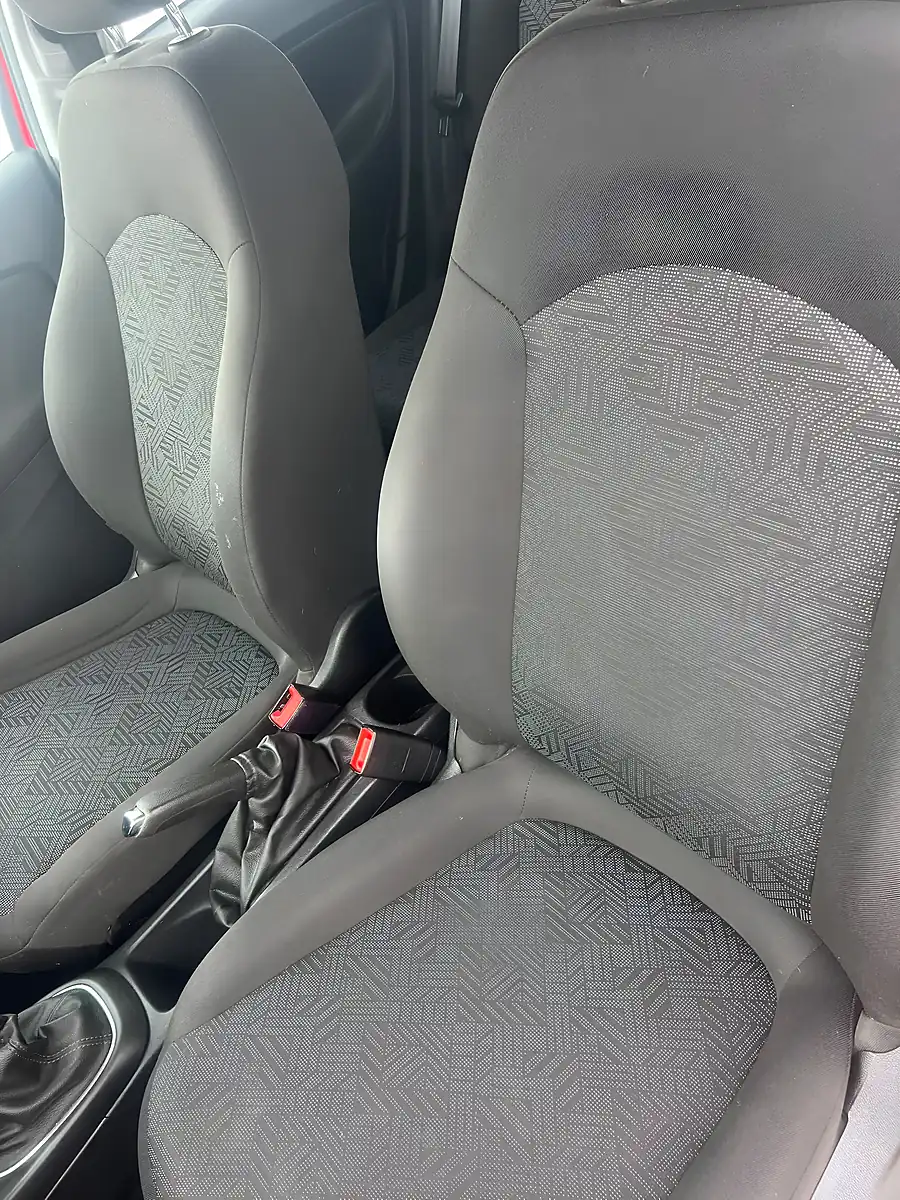 Used 2016 Renault Clio Dynamique Nav - Interior and Exterior details 7