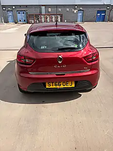 Used 2016 Renault Clio Dynamique Nav Red - Interior and Exterior details 5