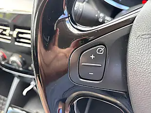 Used 2016 Renault Clio Dynamique Nav Red - Interior and Exterior details 20