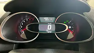 Used 2016 Renault Clio Dynamique Nav Red - Interior and Exterior details 12