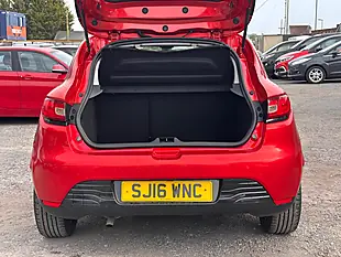 Used 2016 Renault Clio Dynamique Nav Red - Interior and Exterior details 20