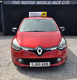 Used 2016 Renault Clio Dynamique Nav Red - Interior and Exterior details 2