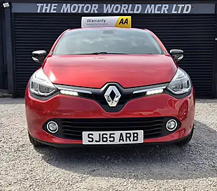 Used 2016 Renault Clio Dynamique Nav Red - Interior and Exterior details 3