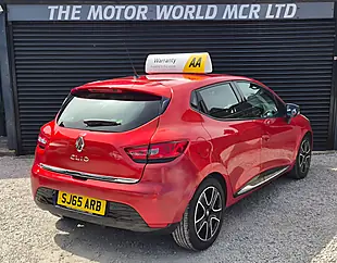 Used 2016 Renault Clio Dynamique Nav Red - Interior and Exterior details 5