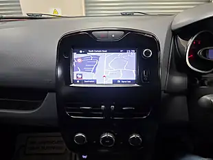 Used 2016 Renault Clio Dynamique Nav Red - Interior and Exterior details 10