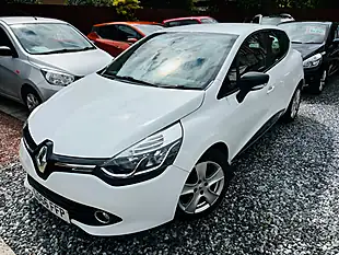 Used 2016 Renault Clio Dynamique Nav White - Interior and Exterior details 17