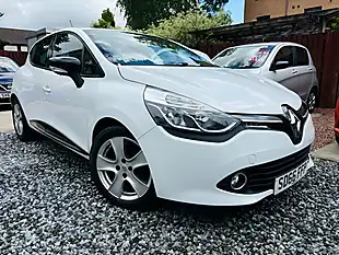 Used 2016 Renault Clio Dynamique Nav White - Interior and Exterior details 7