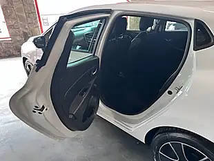 Used 2016 Renault Clio Dynamique Nav White - Interior and Exterior details 19