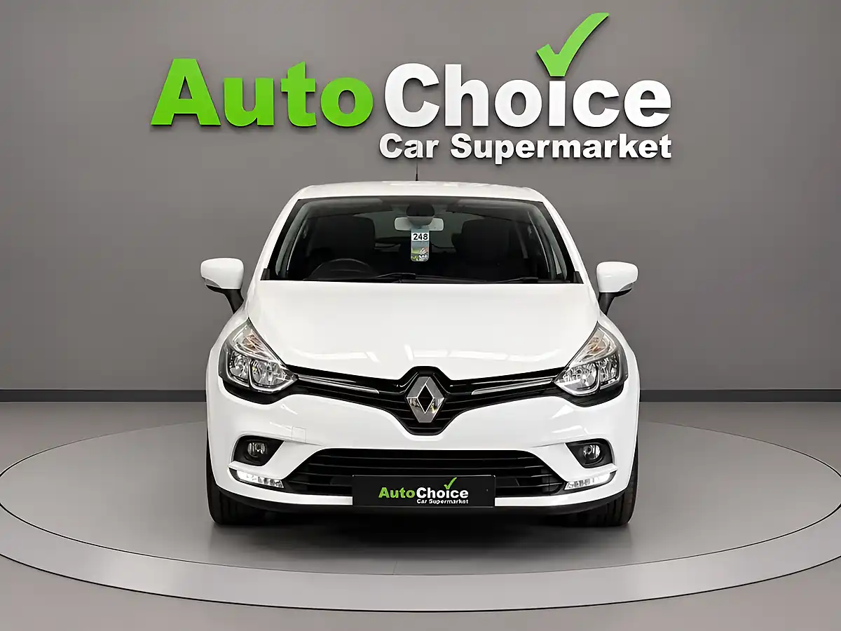 Used 2016 Renault Clio Dynamique Nav White - Interior and Exterior details 2
