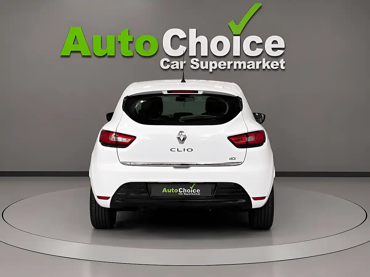 Used 2016 Renault Clio Dynamique Nav White - Interior and Exterior details 6