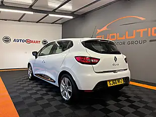 Used 2016 Renault Clio Dynamique Nav White - Interior and Exterior details 3