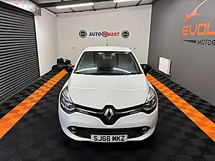 Used 2016 Renault Clio Dynamique Nav White - Interior and Exterior details 8